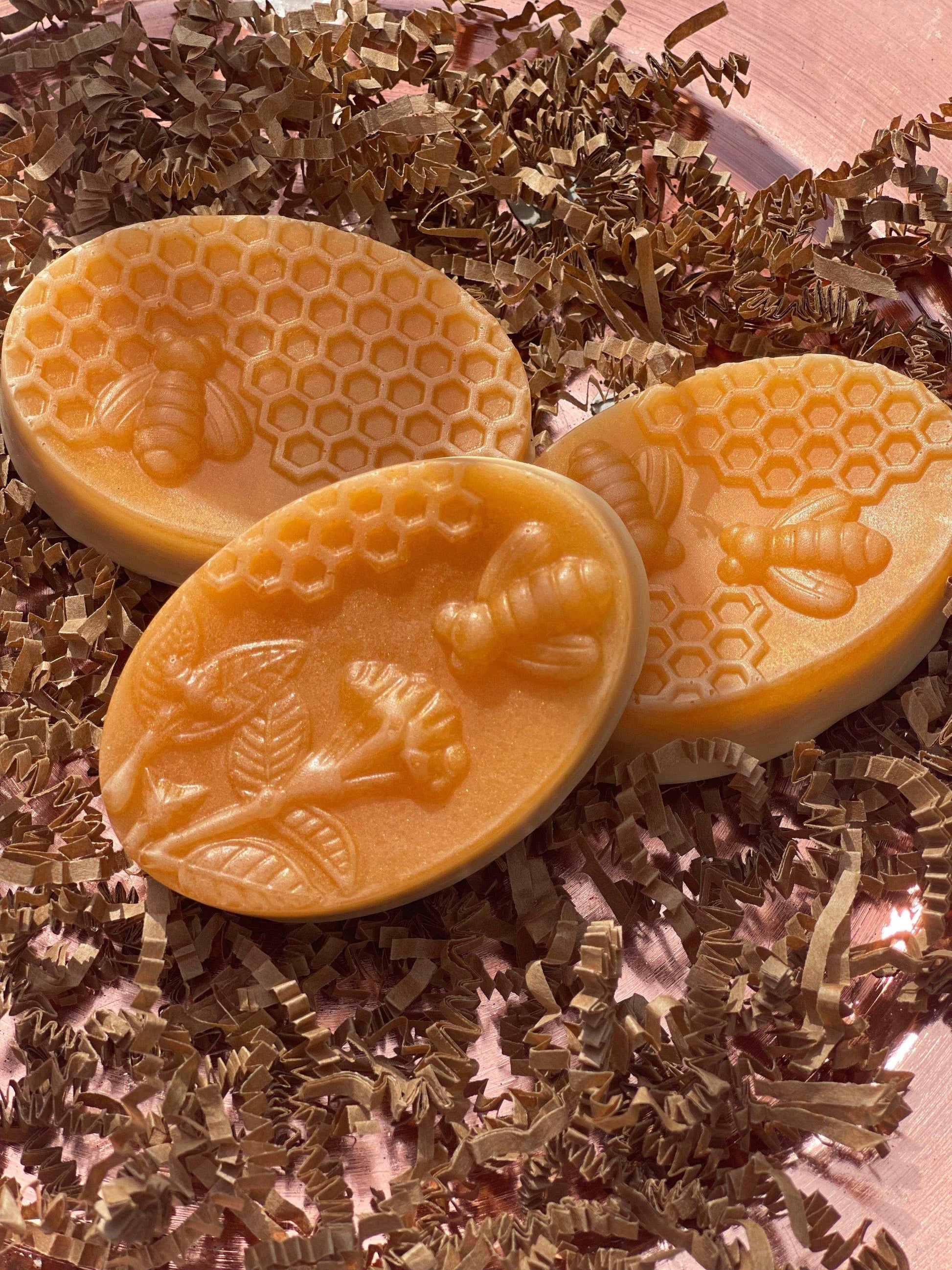 Honeycomb Hemp Coldpress Soap by Sage N Thangs